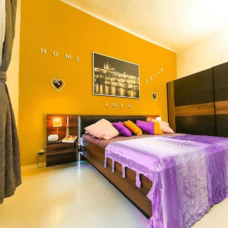 Apartment In The Center Of Praha Eksteriør bilde